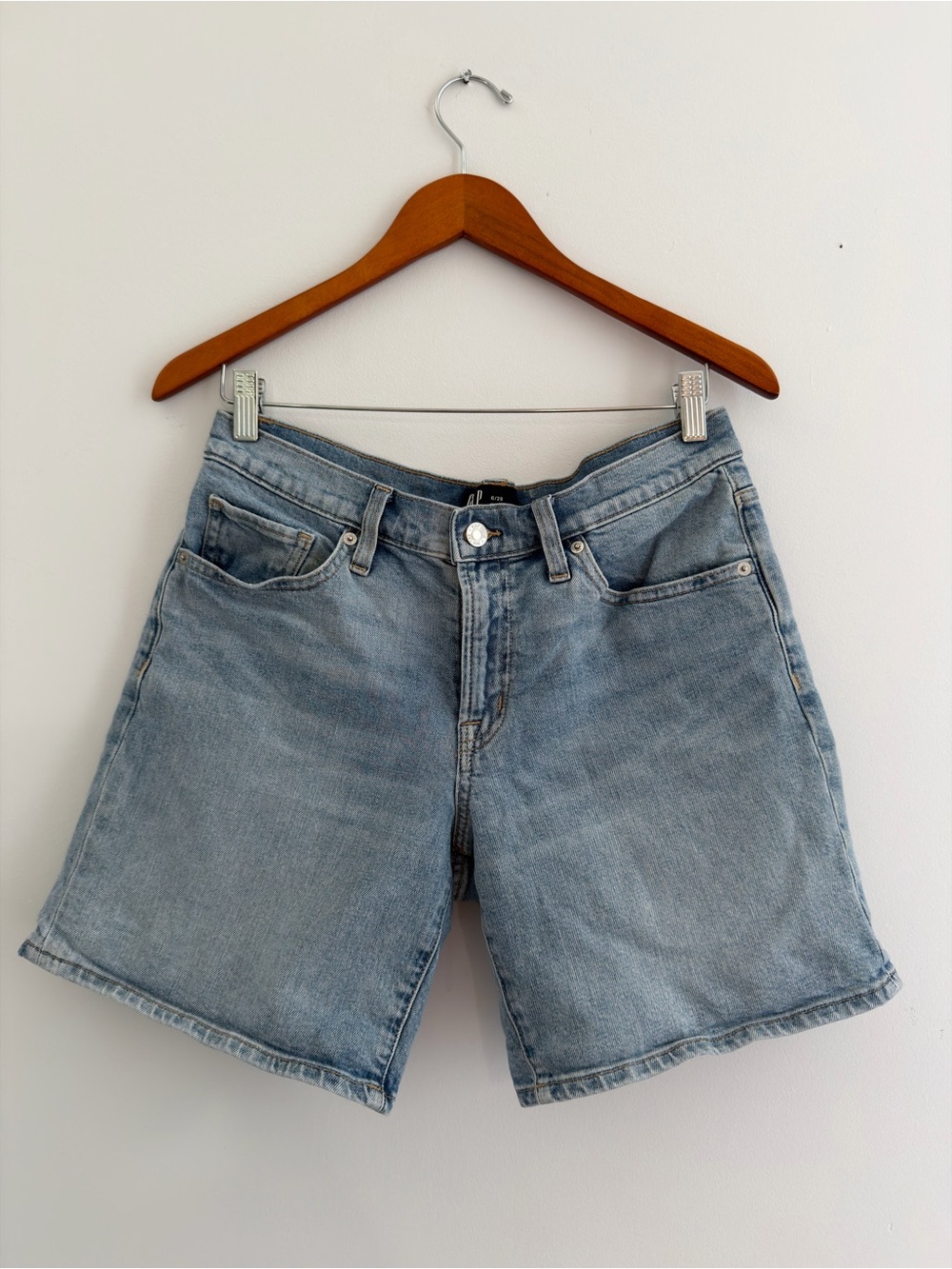 GAP High Rise Denim Shorts Size 28/6